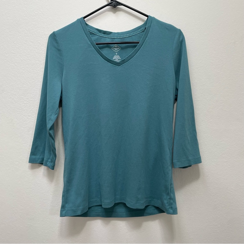 St John’s Bay Long Sleeve V-Neck| Size: M